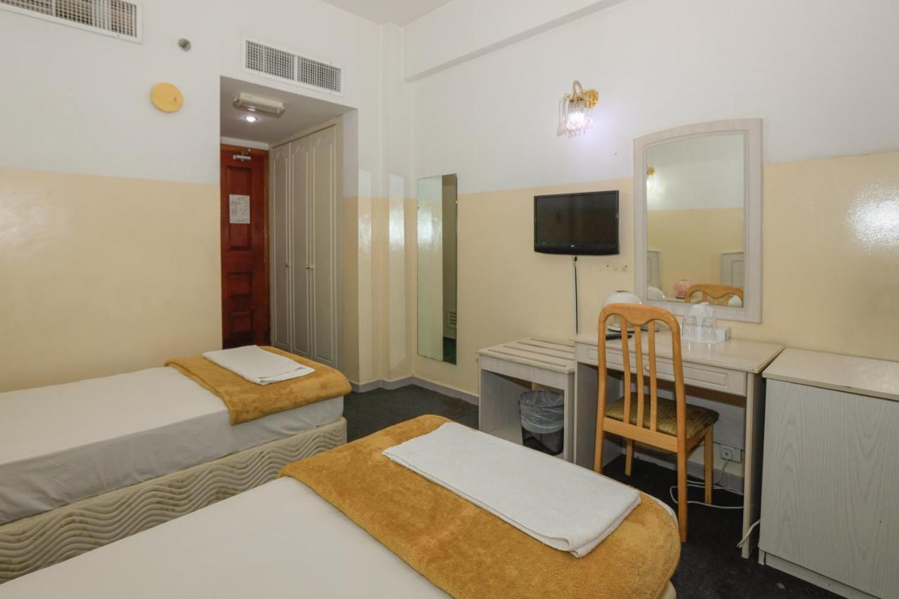 Queens Next Sabkha Bus Station Hotel Dubai