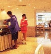 Queens Next Sabkha Bus Station Hotel Dubai