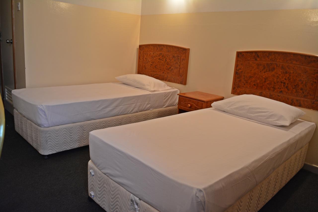 Hotel Queens Next Sabkha Bus Station Dubai